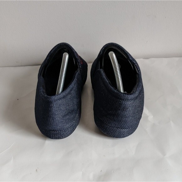 True Religion Navy Red Slip on Fleece Lined Slippers Men's size 7-8 - Picture 4 of 7
